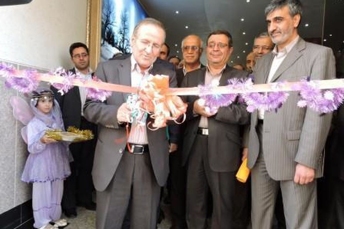 افتتاح بزرگترین مجموعه رفاهی فرهنگیان در نجف آباد