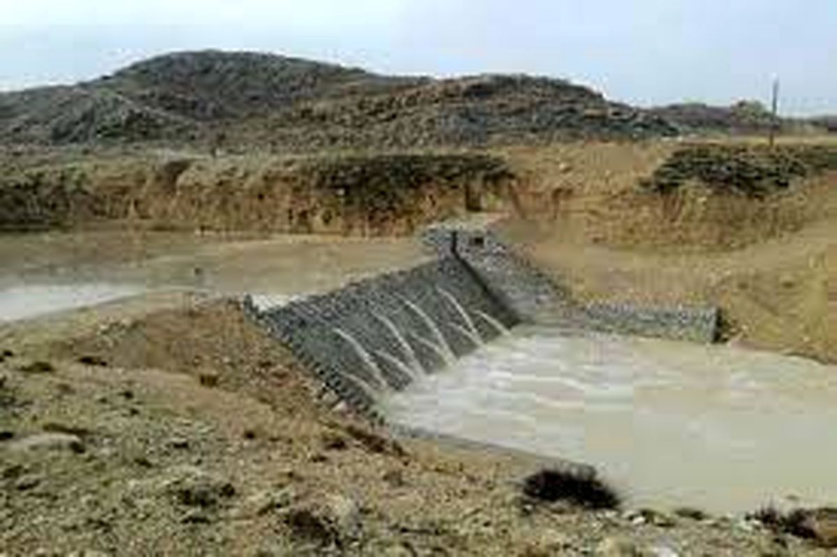 در پی بارش های اخیر 40 درصد بندهای منابع طبیعی و آبخیزداری استان مرکزی آبگیری شد
