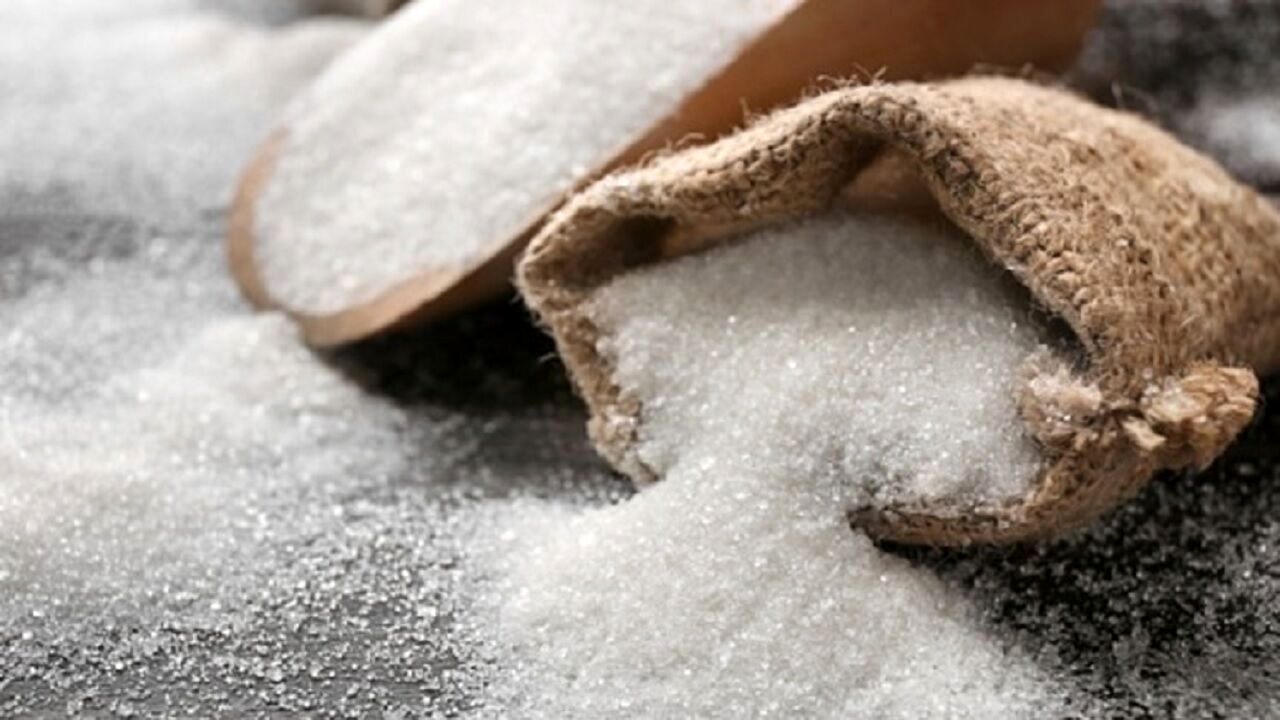 کشف ۵۰ تن شکر از یک انبار غیر مجاز در جغتای