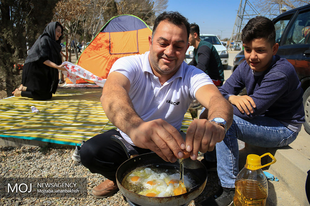 مهمانان نوروزی باغ فدک اصفهان