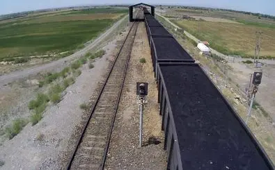 558 domestically-made wagons, locomotives delivered to Iran's Railway fleet 
