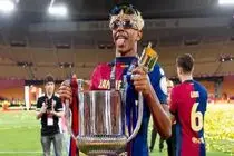 لامین یامال دیگر برای هوادارانش امضا رایگان نمی‌دهد