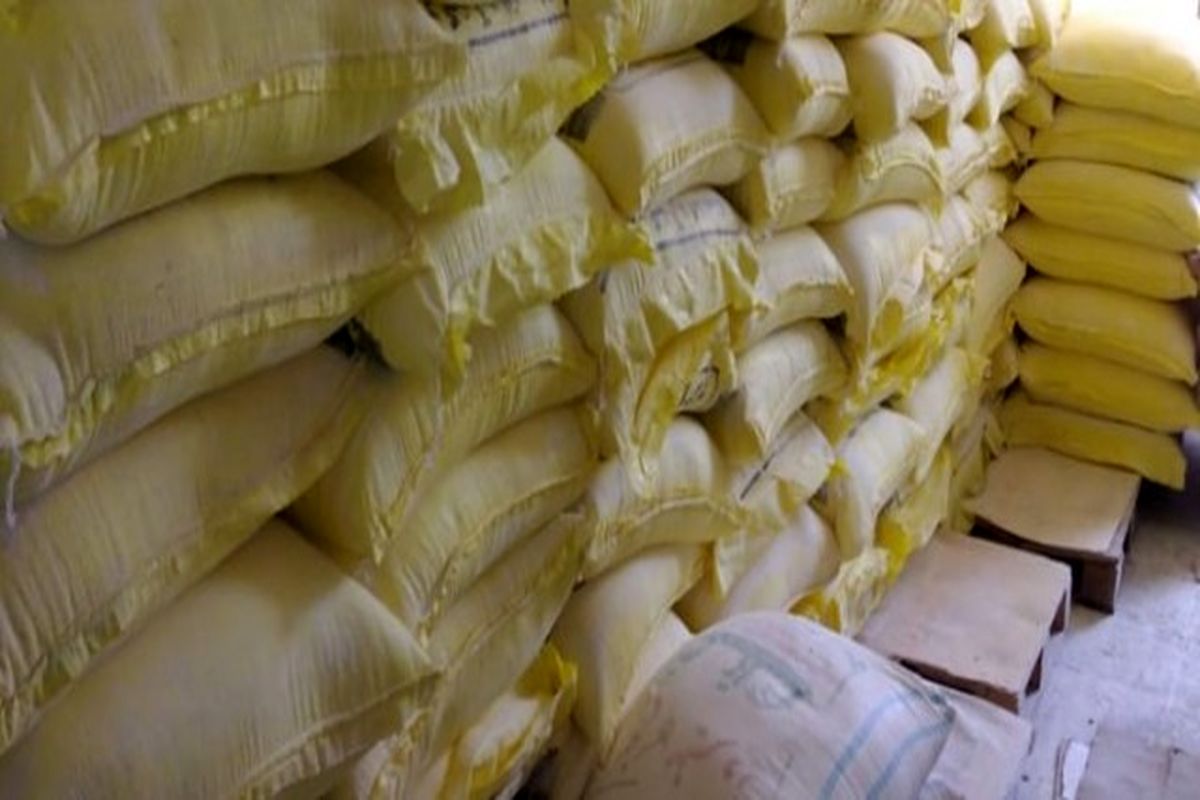کشف 8 تن آرد نانوایی دولتی قاچاق در بندرعباس