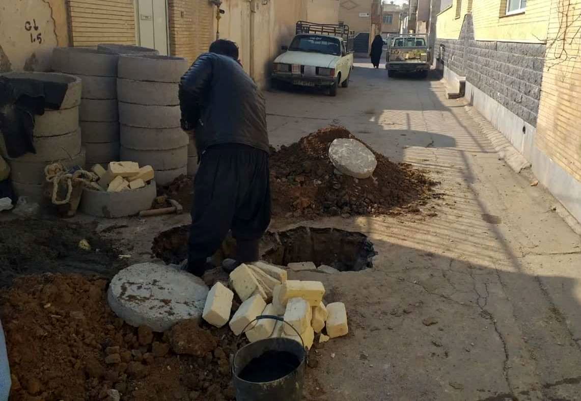 حفر 50 حلقه چاه جذبی در منطقه ده شهرداری اصفهان
