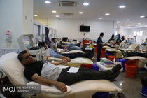 اهدای خون به زلزله‌زدگان غرب کشور در تهران 