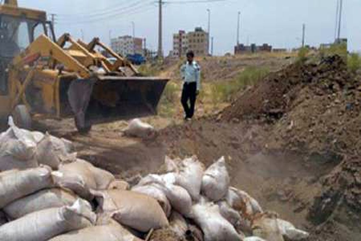 امحا بیش از ۲۰تن پودر گوشت فاسد در خمینی شهر