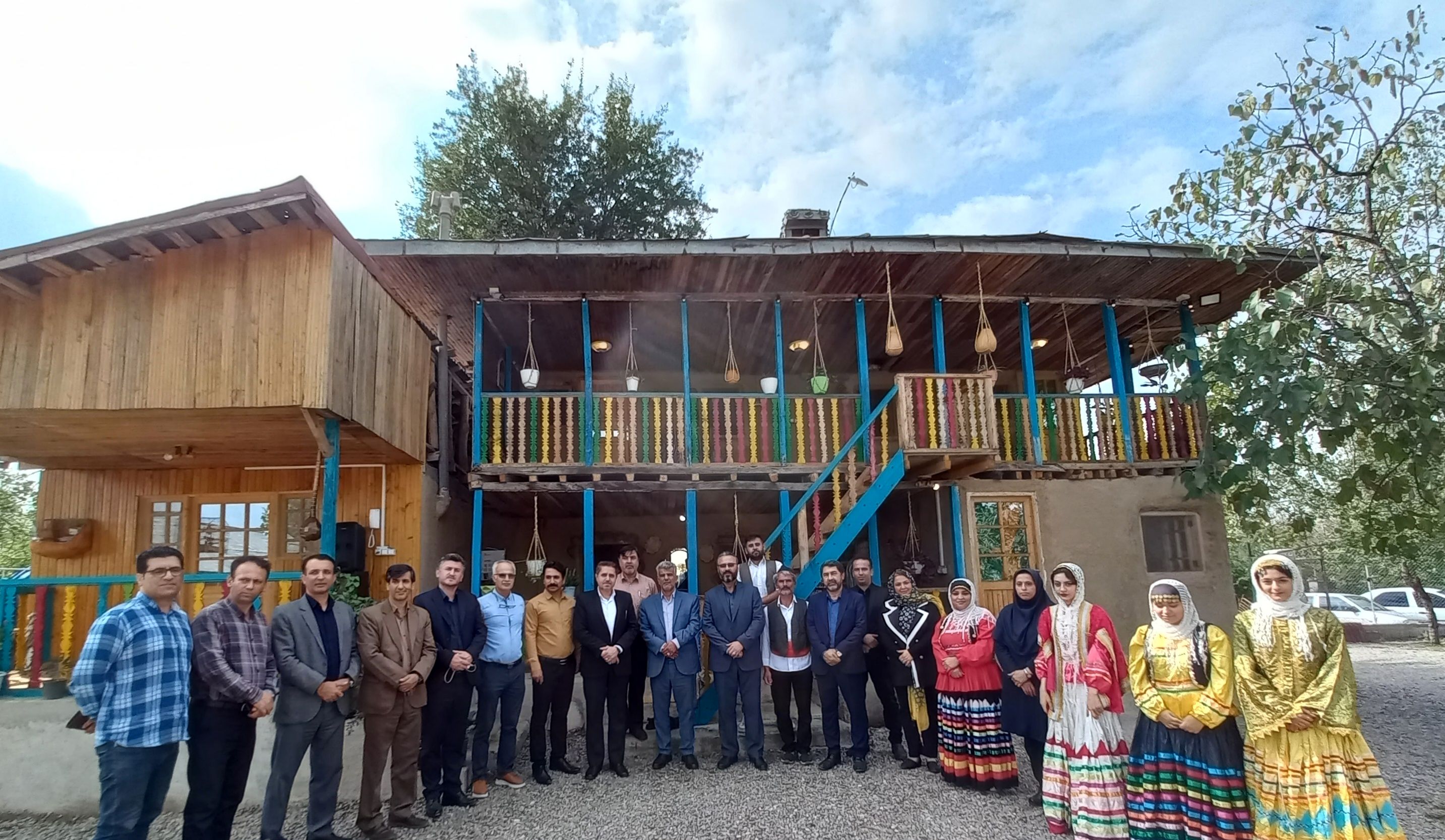 افتتاح یک واحد بومگردی در روستای تخسم شهرستان رشت 