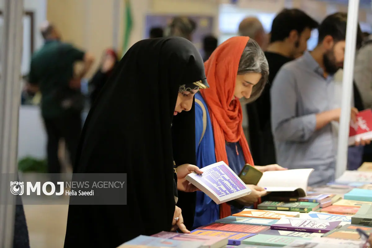 معاون رئیسجمهور از کاهش خرید کتاب در جامعه ابراز نگرانی کرد