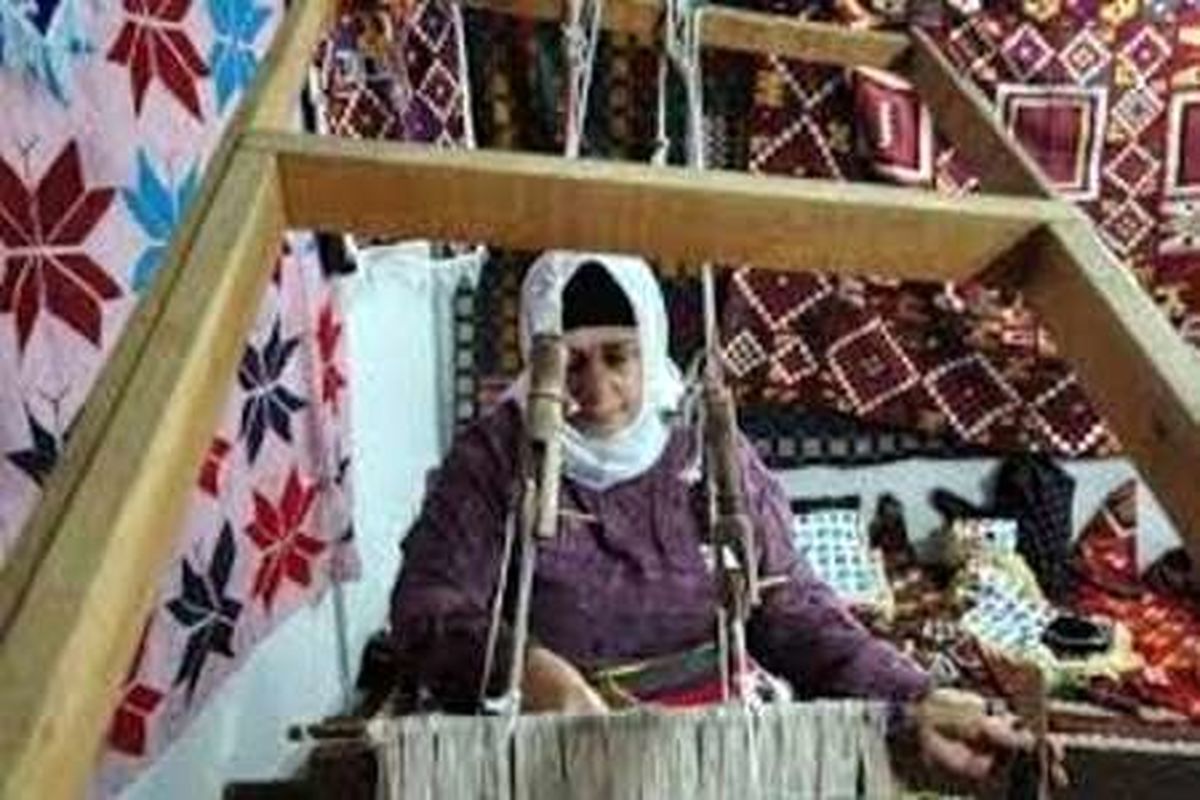 هشتمین نمایشگاه توانمندی های بانوان استان اردبیل گشایش یافت