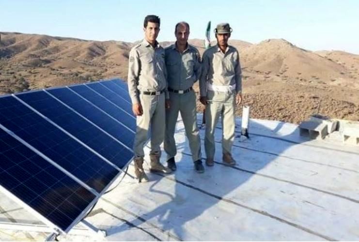 تجهیز پاسگاه های محیط بانی استان یزد به ۲۵ پنل خورشیدی ۱۲۰۰ واتی