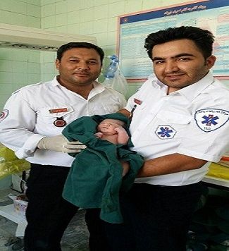 نوزاد عجول در آمبولانس ۱۱۵ فریمان متولد شد