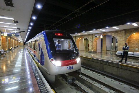 امروز مترو تهران برای بانوان رایگان است