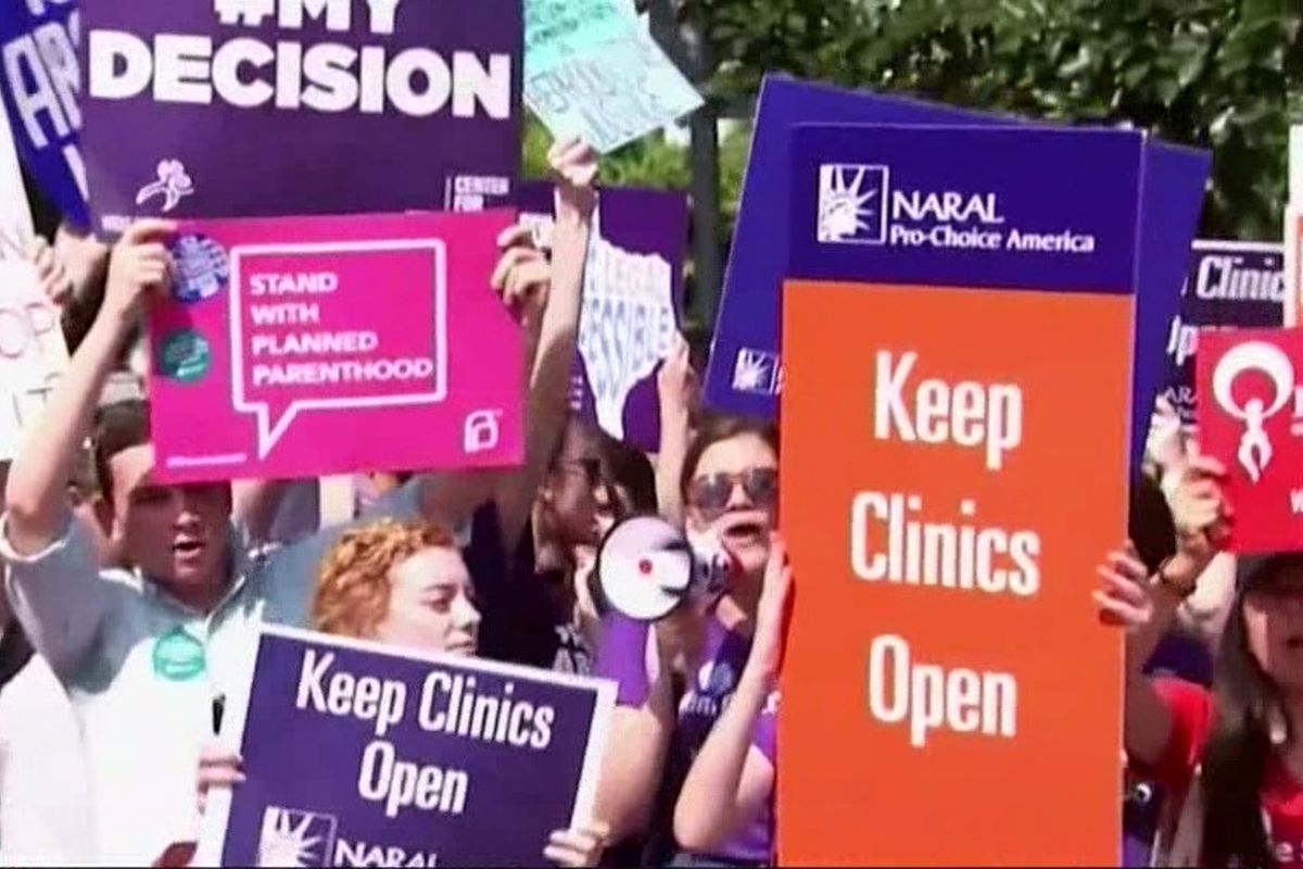 دادگاه فدرال آمریکا کلینک سقط جنین را قانونی کرد