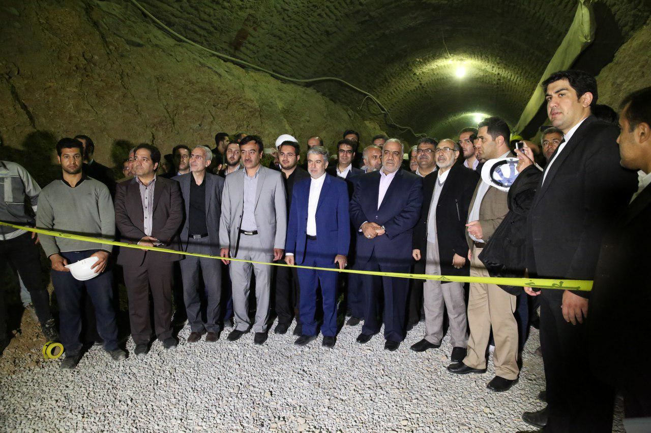 دو قطعه از فاز اول تونل قطار شهری کرمانشاه به یکدیگر متصل شد