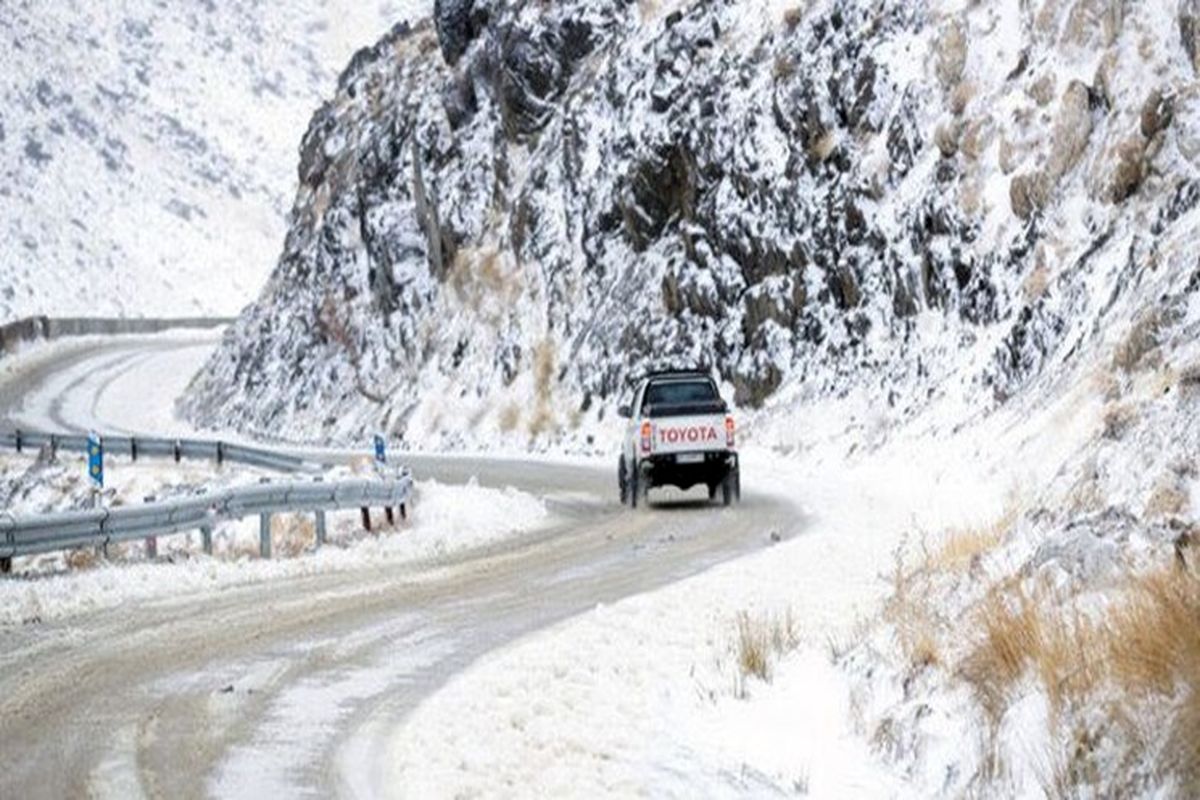 تردد از محورهای کرج- چالوس و آزادراه تهران- شمال ممنوع شد