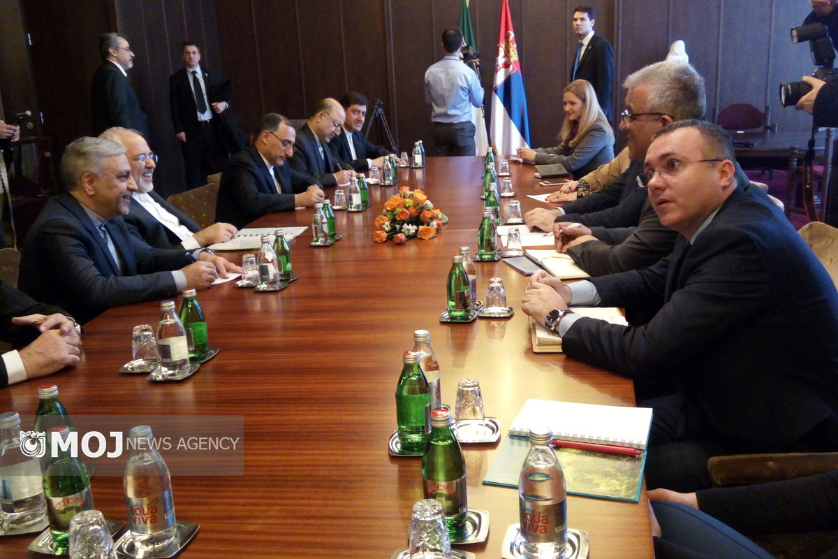  ظریف بر رفع موانع گسترش همکاری ها با صربستان تاکید کرد