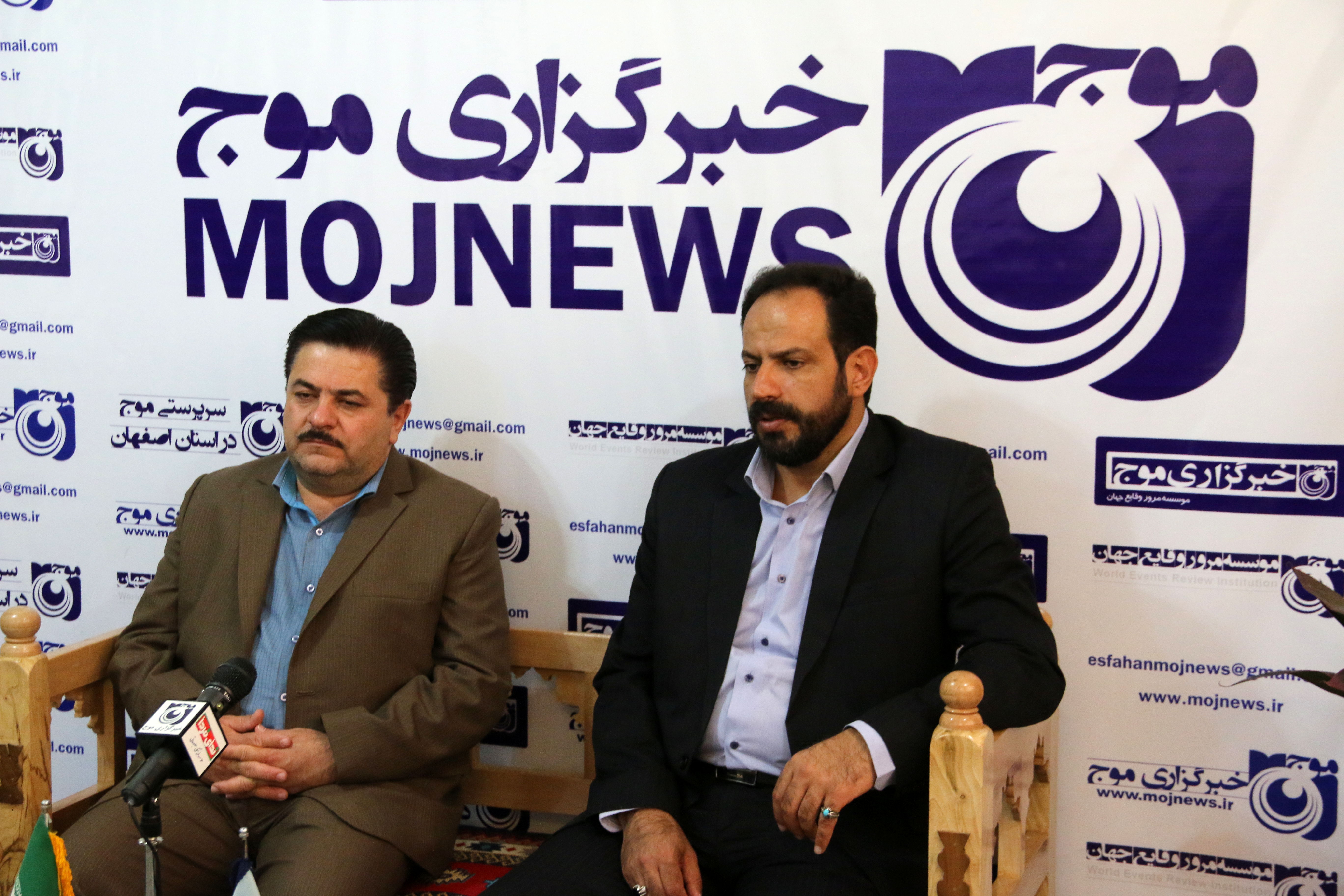 بازدید فرماندار و بخشدار خمینی شهر از دفتر خبرگزاری موج 