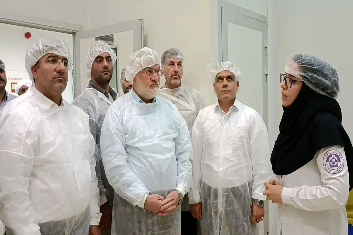 استاندار تهران از یک شرکت دارویی بازدید کرد+ فیلم