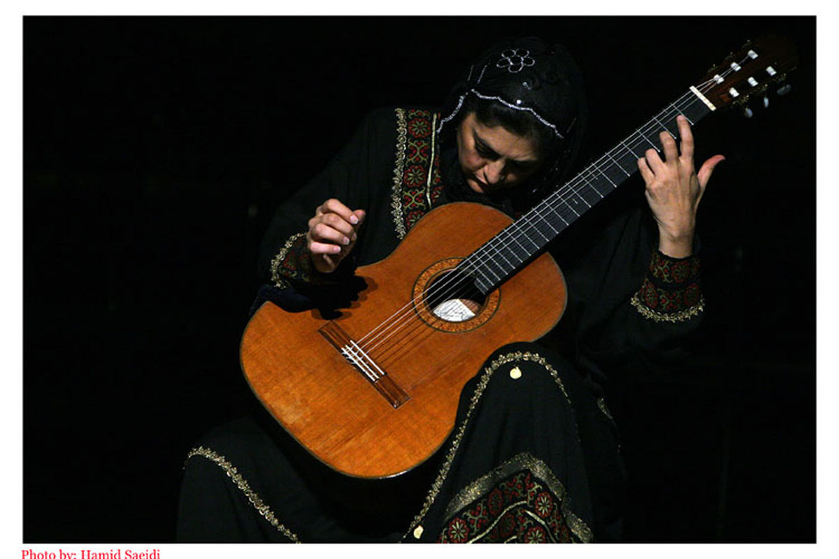 کنسرت «لیلی افشار» با قطعات فولکلور ایرانی و آذری