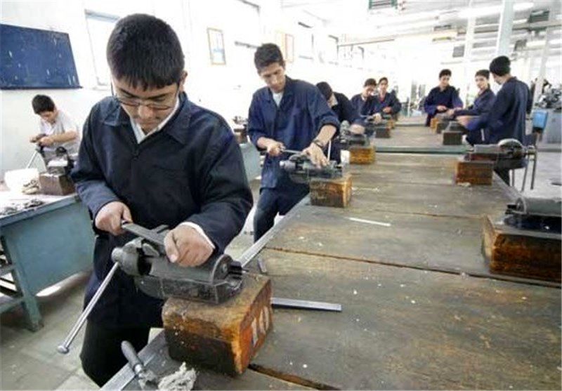 آموزش بیش از 5میلیون نفر ساعت در مراکز دولتی فنی و حرفه‌ای کرمانشاه