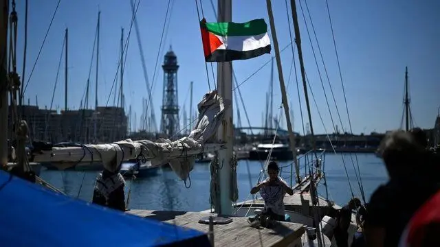 ۴۲ عضو ناوگان الصمود در اعتراض به اقدامات اسرائیل اعتصاب غذا کردند