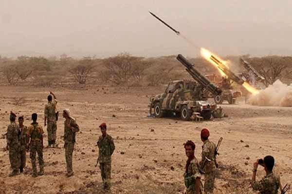 حملات موشکی و توپخانه‌ای یمن به مواضع مزدوران ائتلاف سعودی