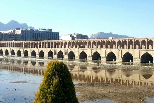 کیفیت هوای اصفهان با شاخص ۷۶همچنان سالم  است