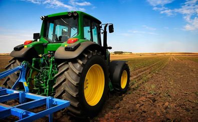 تخصیص وام به کشاورزان برای خرید تراکتور سنگین