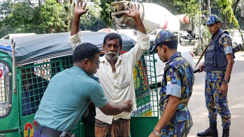 بازداشت‌های بنگلادش از ۵۰۰۰ نفر بالاتر رفت