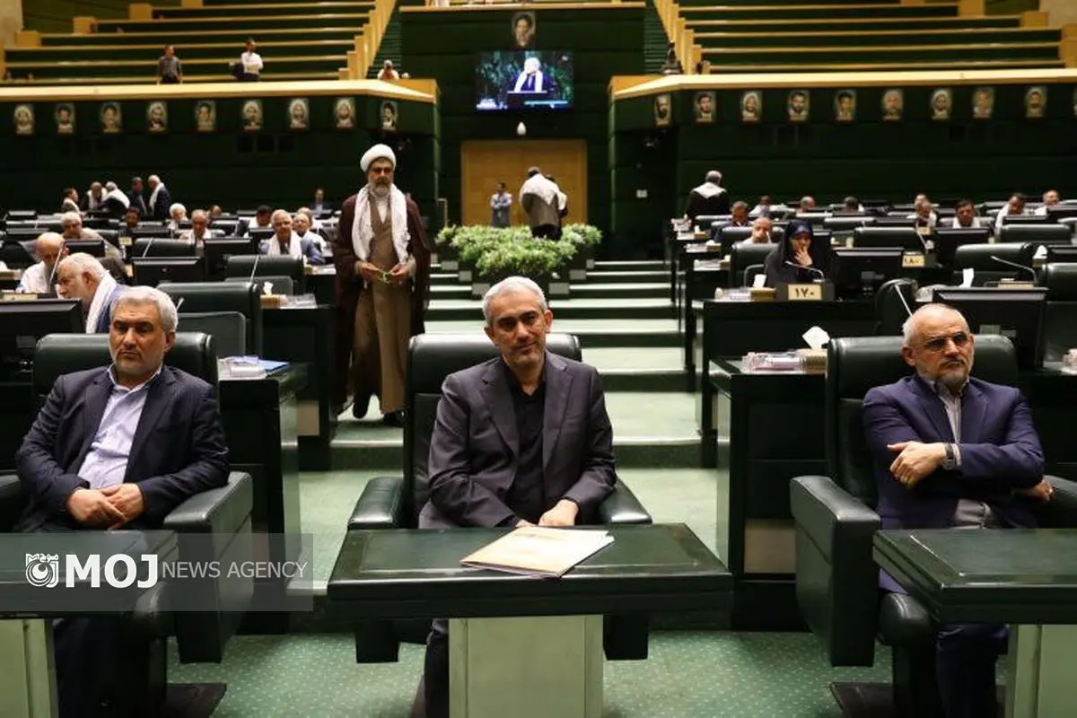 علی مدنی زاده وزیر اقتصاد شد
