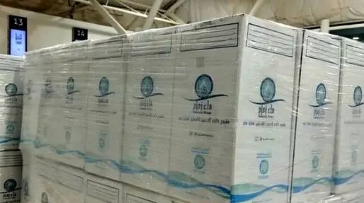 انتقال آب زمزم از عربستان به ایران برای نخستین بار آغاز شد