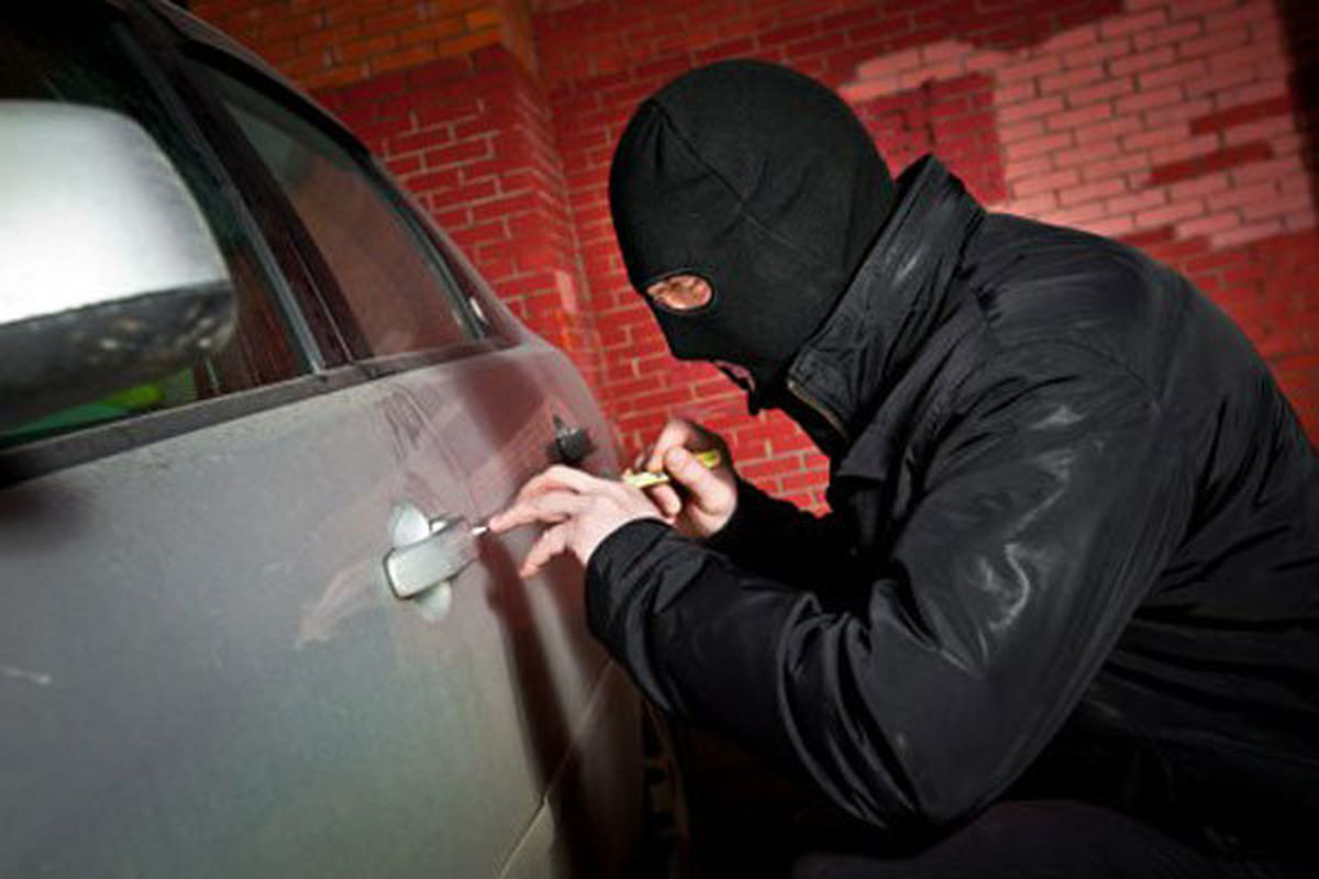 38 فقره سرقت در پرونده باند سارقان تجهیزات داخل خودرو در فلاورجان