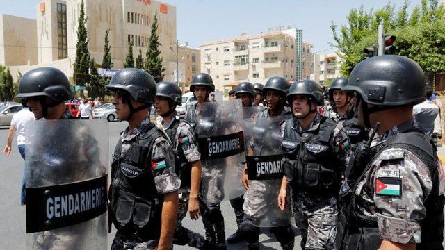 اسرائیل درباره تیراندازی در سفارتش در امان تحقیق می‌کند