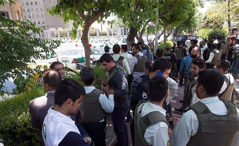 امامان جمعه اهل سنت گنبدکاووس حوادث تروریستی تهران را محکوم کردند