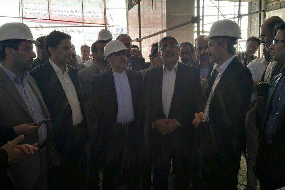 بازدید وزیر راه و شهرسازی از ایستگاه قطار راه آهن ارومیه