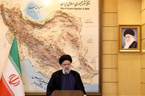 مواضع به حق ملت ایران را به گوش جهان می‌رسانم 