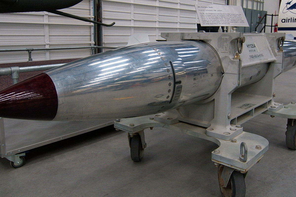 کلاهک هسته‌ای B - ۶۱ آمریکا تهدیدی برای صلح جهانی است