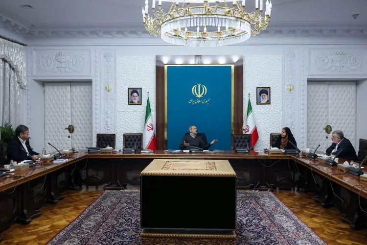 پزشکیان توسعه ریلی حومه‌ای تهران را پیشران ملی دانست