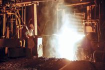 تاریخ‌سازی کارکنان فولاد مبارکه با تولید ۱۶۱ ذوب در یک روز