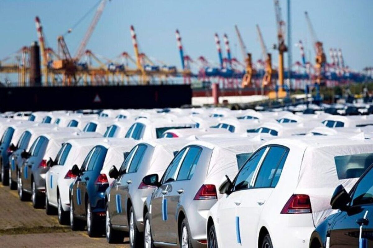 آیین‌نامه واردات خودرو تا ۱۰ روز آینده تدوین خواهد شد