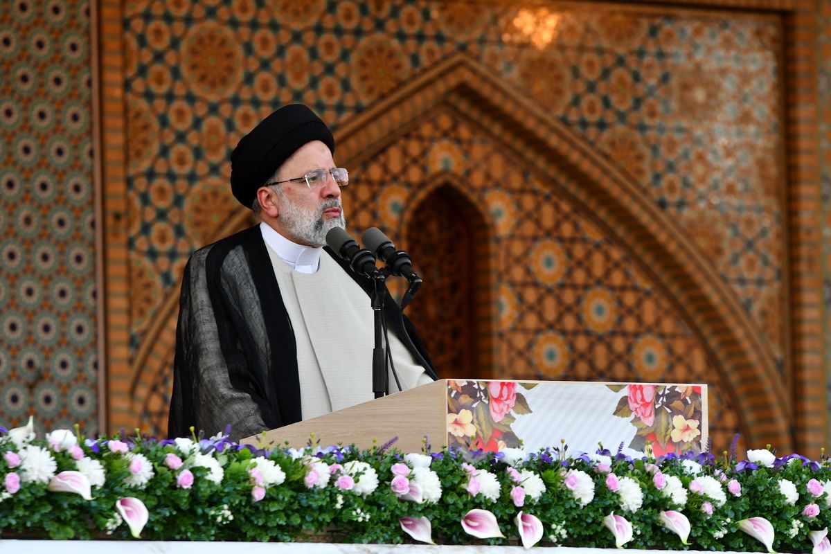 رئیس‌جمهور از مردم برای حضور در راهپیمایی ۲۲ بهمن دعوت کرد