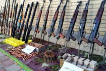 کشف ۸۴ قبضه سلاح و مهمات غیر مجاز در خوزستان