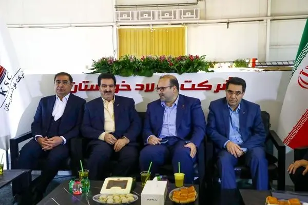 توسعه همکاری‌های بانک رفاه کارگران و فولاد خوزستان؛ ابزارهای نوین تامین مالی در خدمت صنعت متالورژی