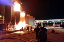 آتش از انبارهای شرکت فولاد خوزستان گذشت