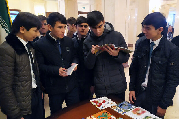 نمایشگاه کتاب دوشنبه با حضور ایران برگزار شد
