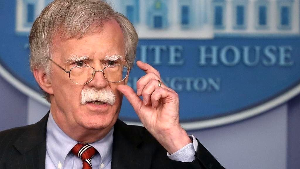 Bolton attacks Trump's foreign policy in a private meeting