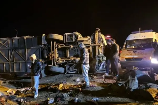 اعلام اسامی مصدومان حادثه واژگونی اتوبوس اصفهان - مشهد