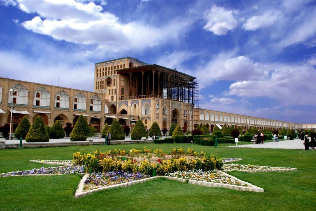 هوای اصفهان با شاخص کیفی ۹۰ سالم است