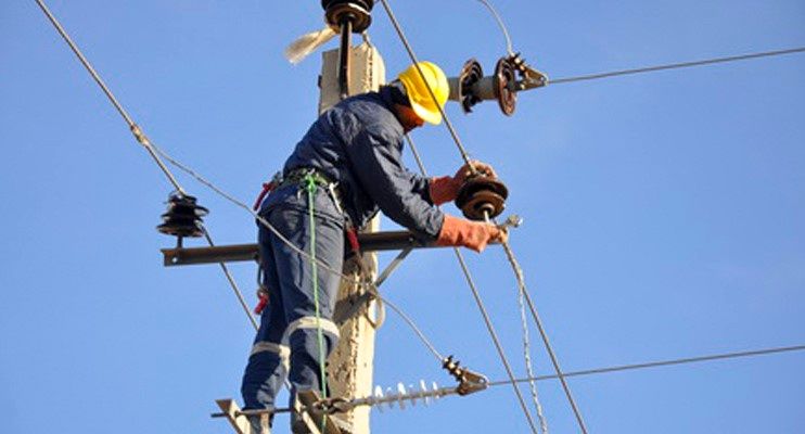اقدامات مدیریت مصرف انرژی و مقررات ملی ساختمان در پست های فوق توزیع و انتقال برق منطقه‌ای یزد