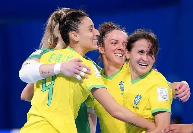 برزیل قهرمان نخستین جام جهانی فوتسال زنان شد